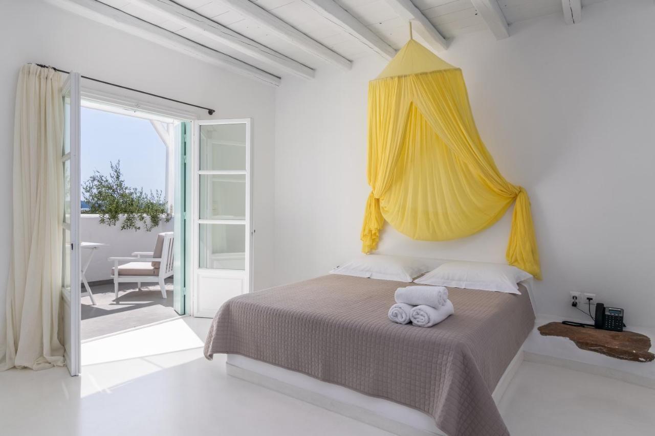 Thalassitra Private Pool Suites Adamantas  Exterior foto